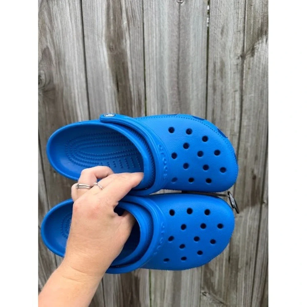 Gorpcore Comfort Crocs Classic Clogs Size M6 W8 Bright Cobalt Blue Slip On